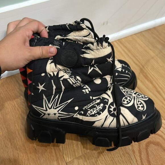 NWT FARM RIO Black Cerrado Sky Lug Sole Ankle Boot In Cerrado Sky - Picture 6 of 11